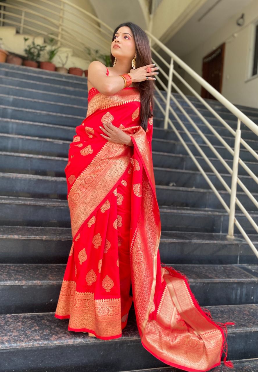 Rich Two Tone Pure Zari Golden Weaving Designer Sarees Wholesale Price In Surat